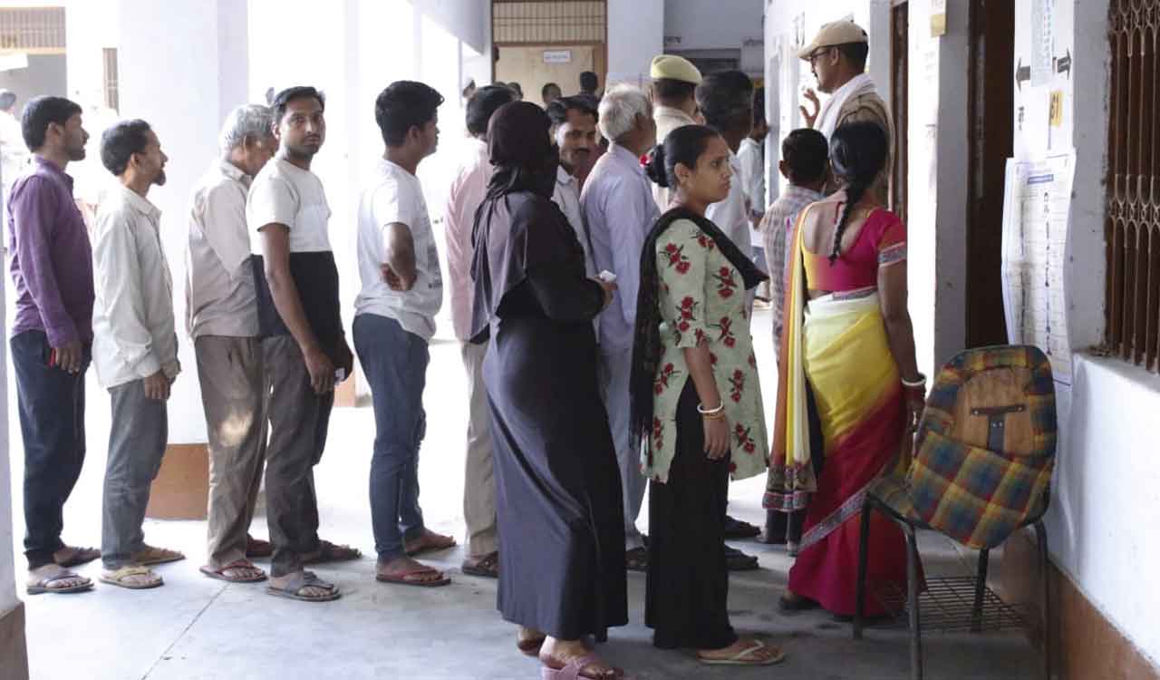 Phase 2: Voting begins in 88 constituencies; Rahul Gandhi, Hema Malini in fray-Telangana Today