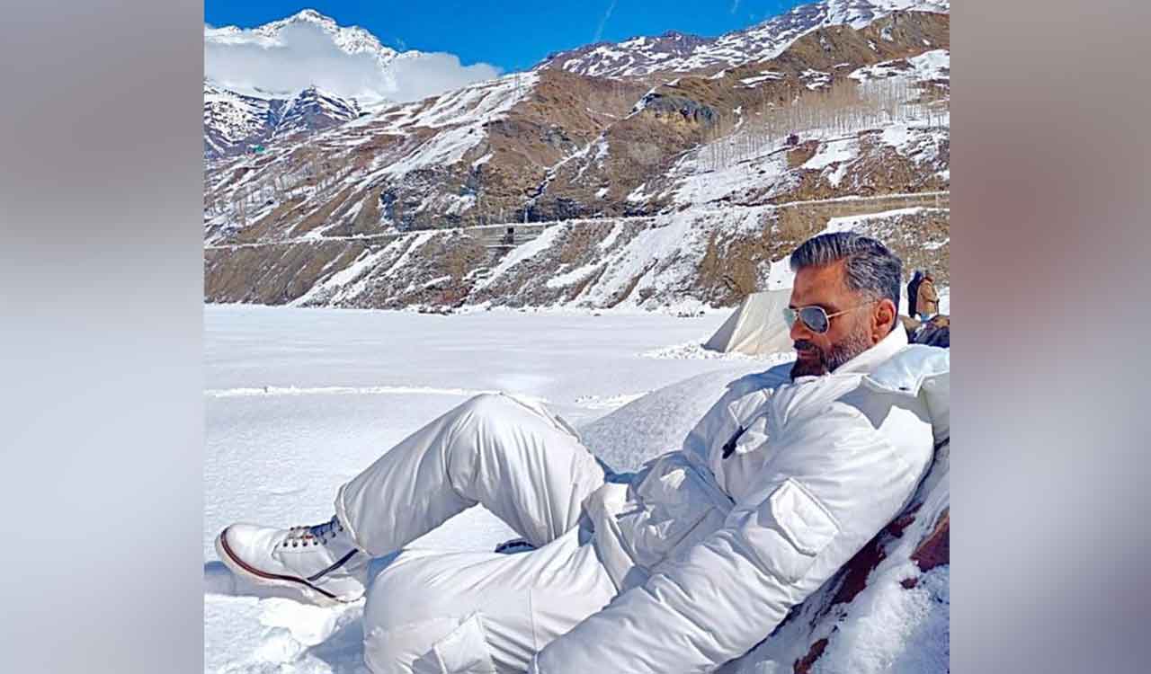 Suniel Shetty unveils first look with protective gear from his ‘action’ title-Telangana Today