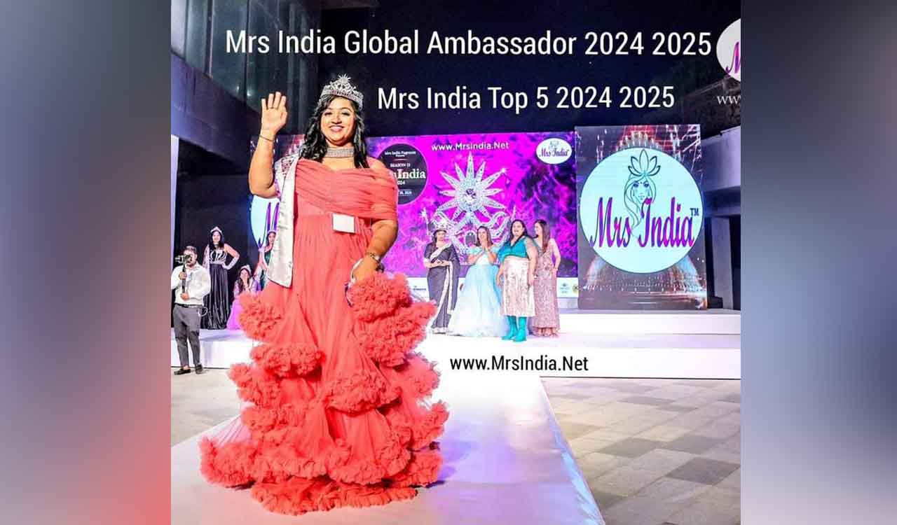 Hyderabad doctor Sravanthi Gadhiraju crowned Mrs India Global Ambassador-Telangana Today