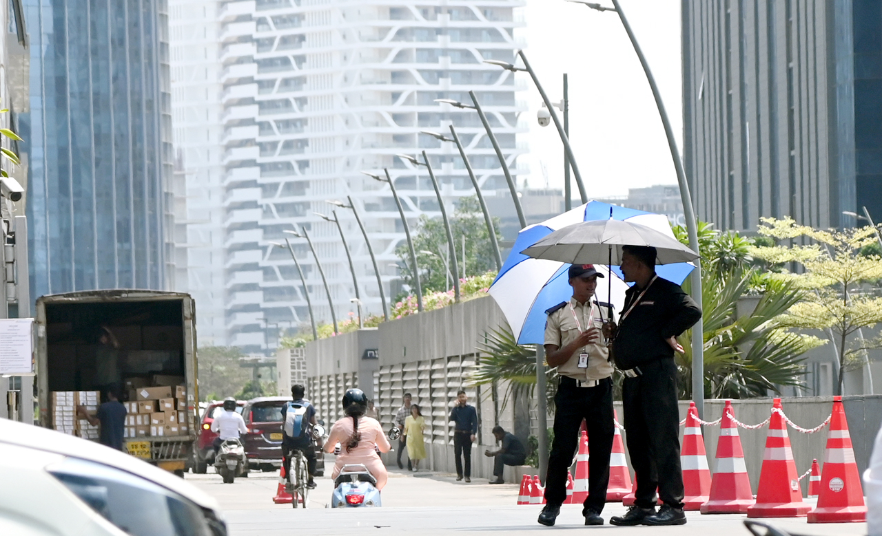 Hyderabad under orange alert as May brings intense heat-Telangana Today